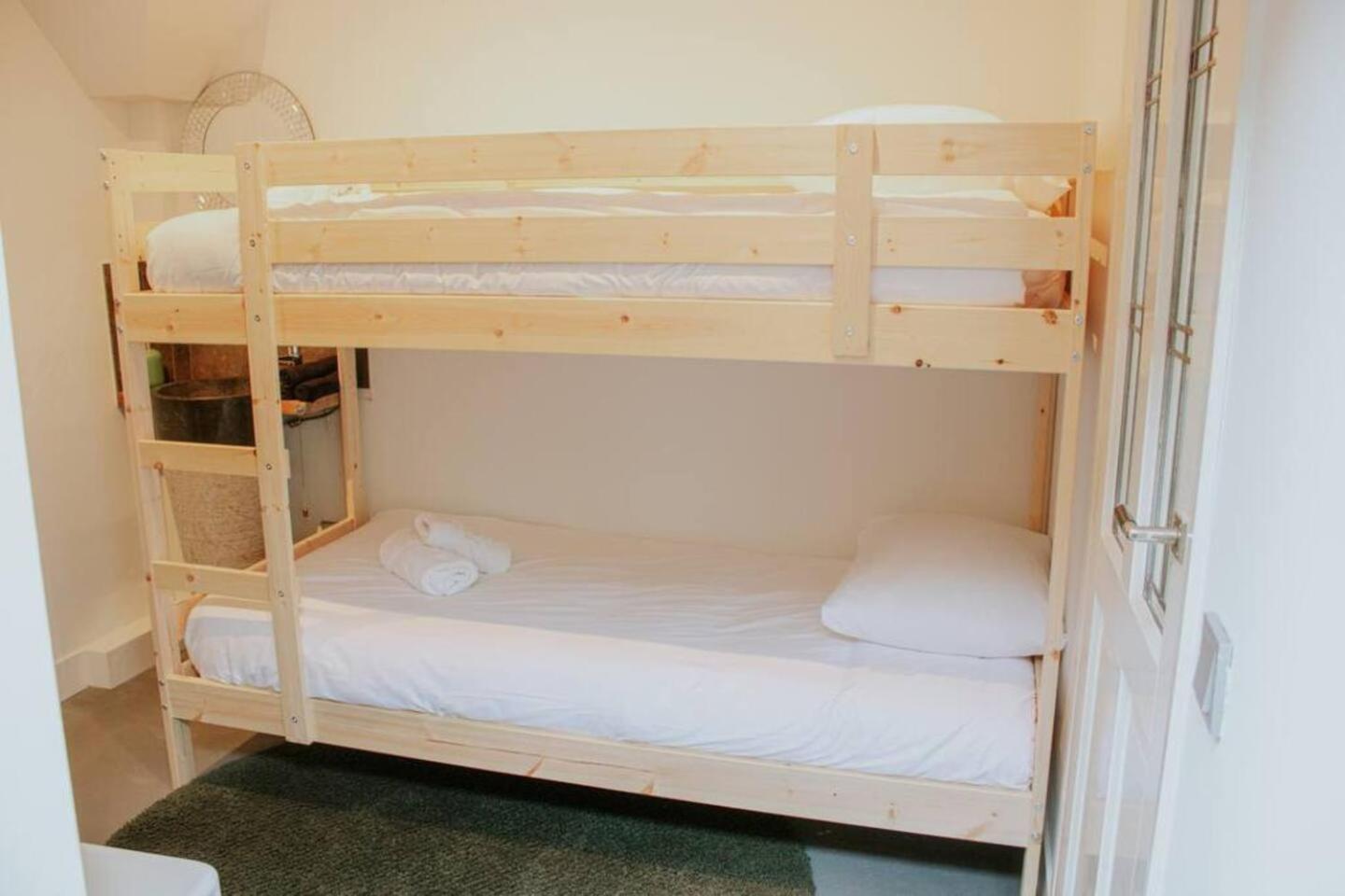 Boutique 2Br Apt With Garden At Fontys 提耳堡 外观 照片